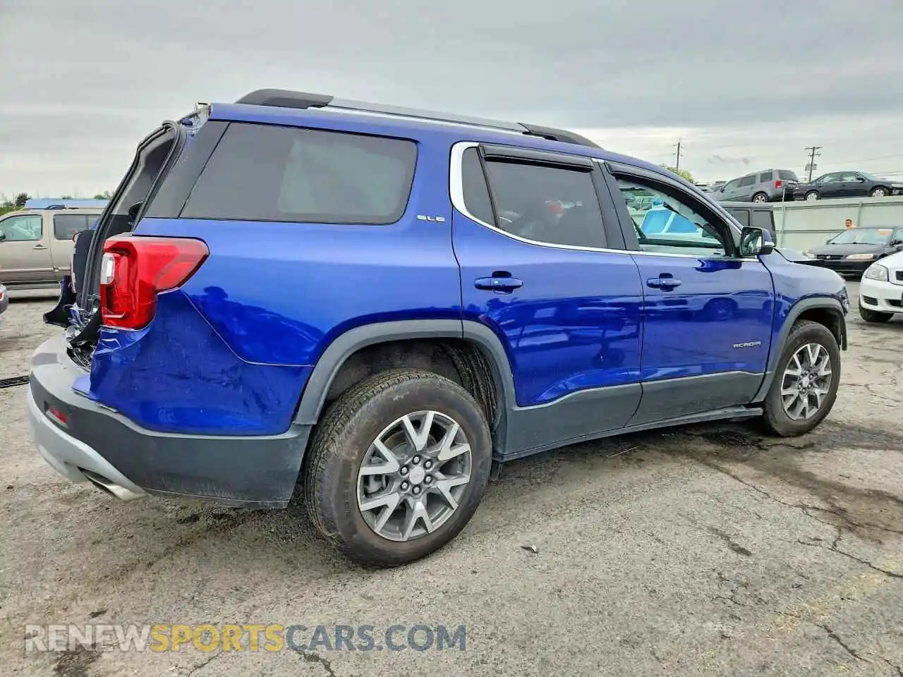 3 Photograph of a damaged car 1GKKNRL47PZ116500 GMC ACADIA 2023