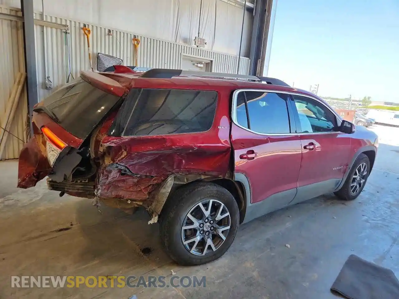 3 Photograph of a damaged car 1GKKNULS2PZ260702 GMC ACADIA 2023