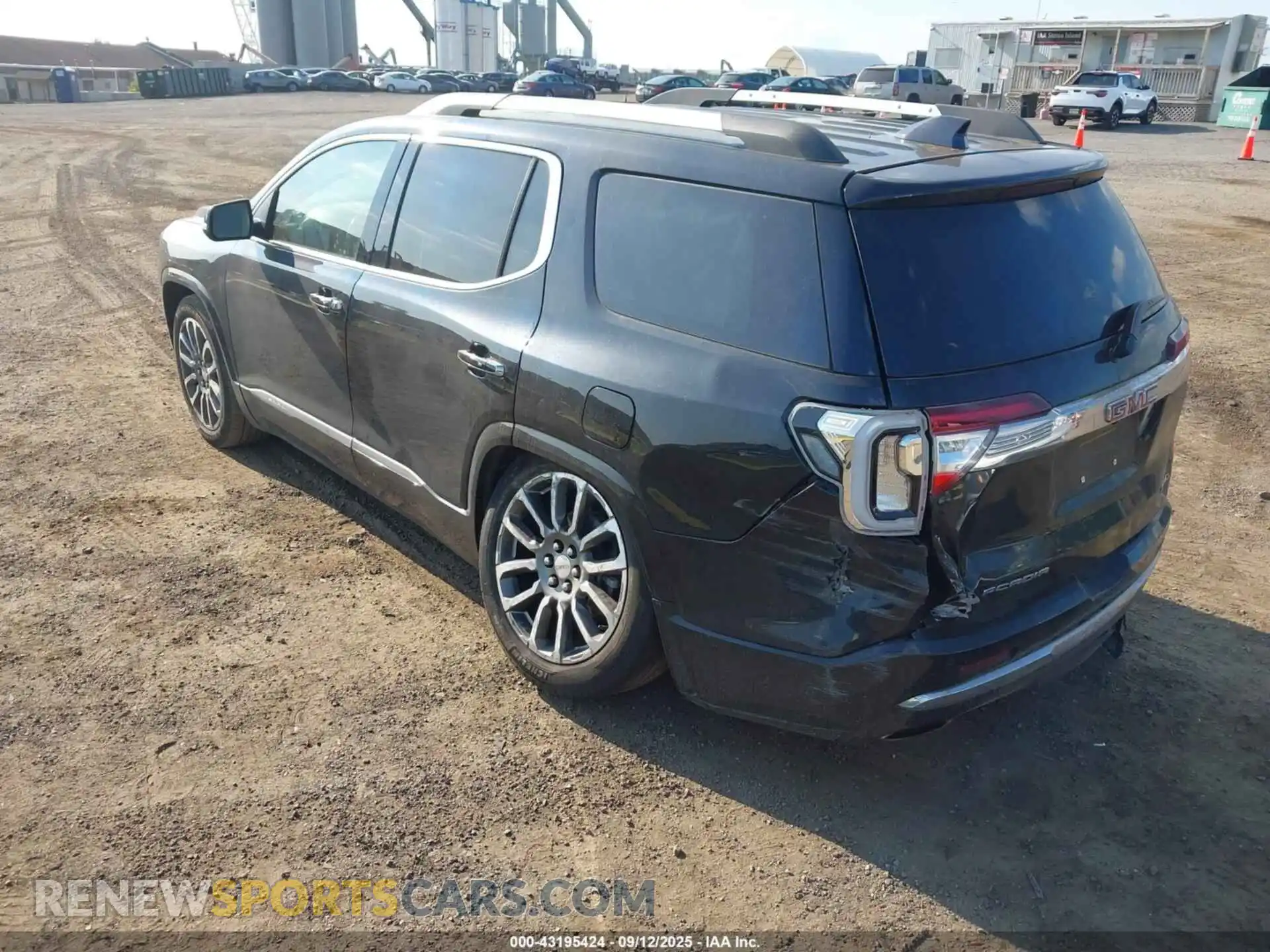 3 Фотография поврежденного автомобиля 1GKKNXLS0PZ243267 GMC ACADIA 2023