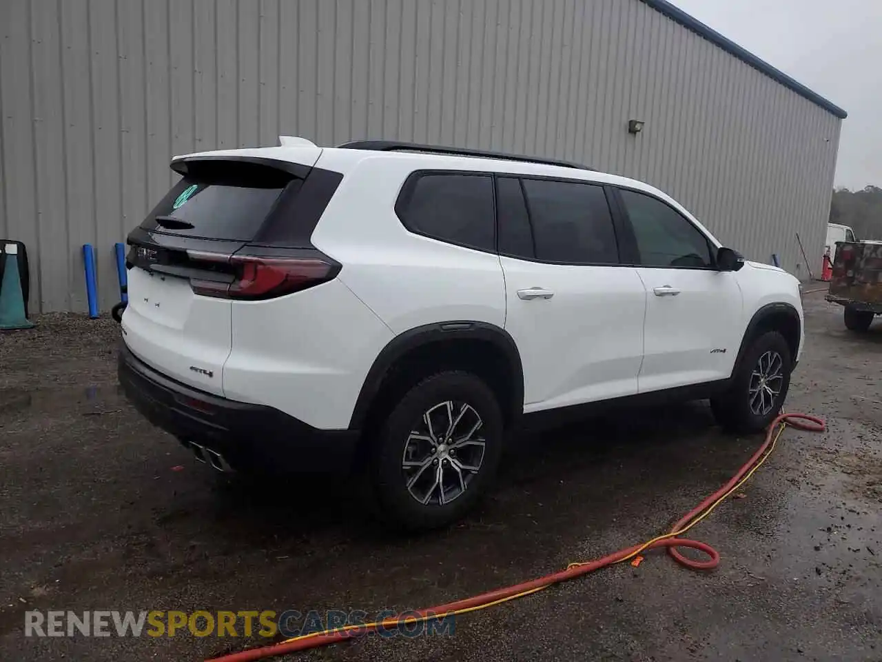 3 Photograph of a damaged car 1GKENPRS9SJ297386 GMC ACADIA 2025