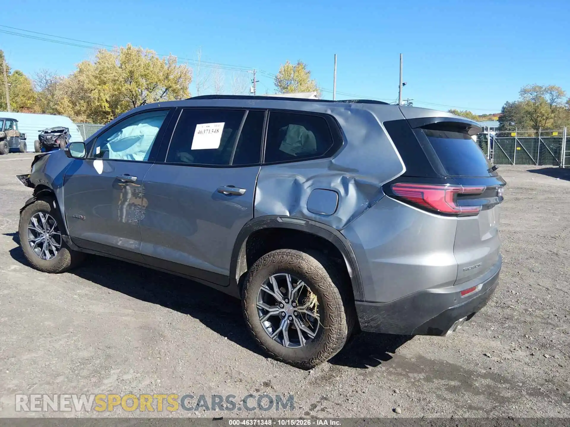 3 fotografías del automóvil dañado 1GKENPKS2TJ229863 GMC ACADIA 2026