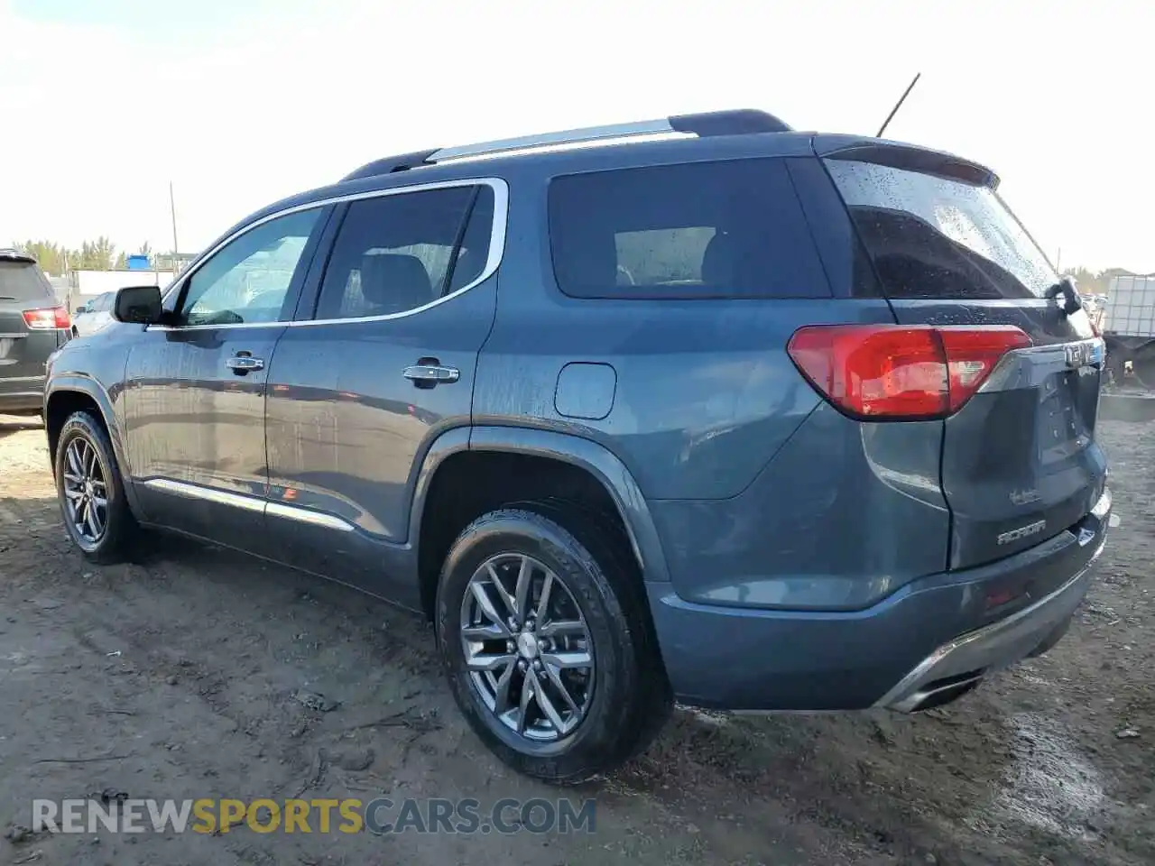 2 Photograph of a damaged car 1GKKNXLS8KZ266935 GMC ACADIA DEN 2019