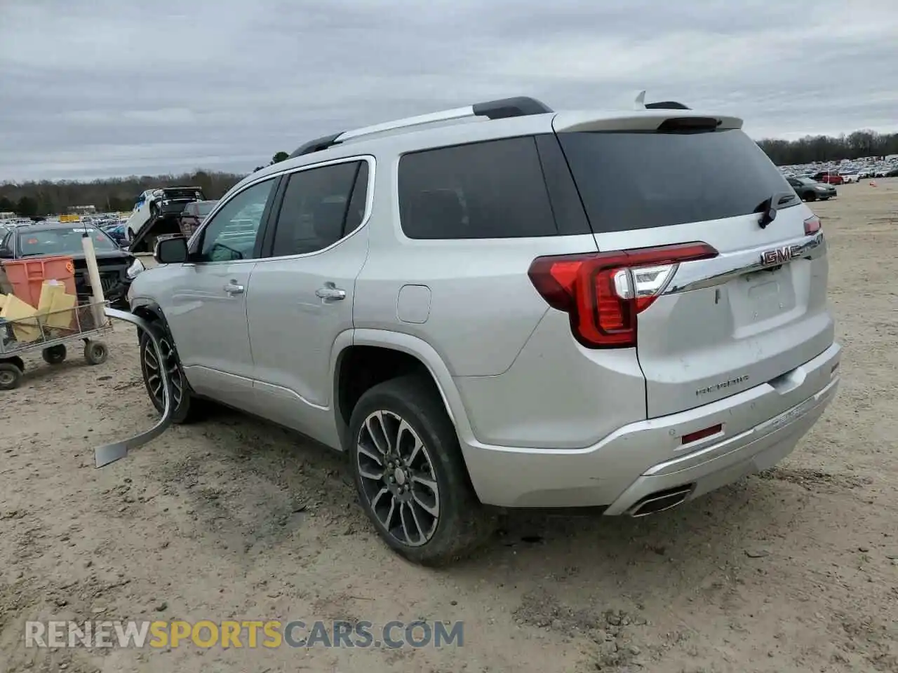 2 Photograph of a damaged car 1GKKNPLS4LZ161858 GMC ACADIA DEN 2020