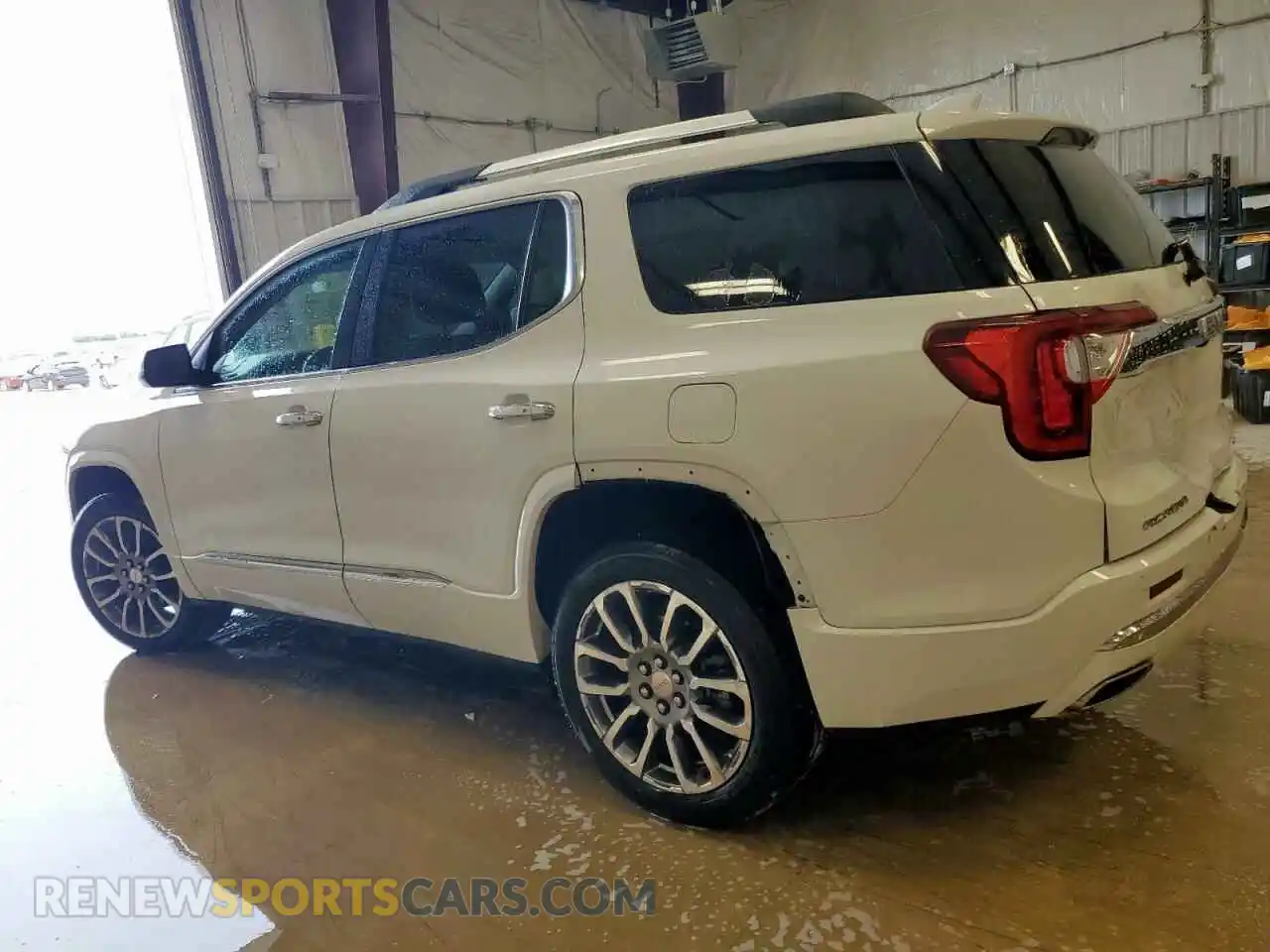 2 fotografías del automóvil dañado 1GKKNXL44PZ226330 GMC ACADIA DEN 2023