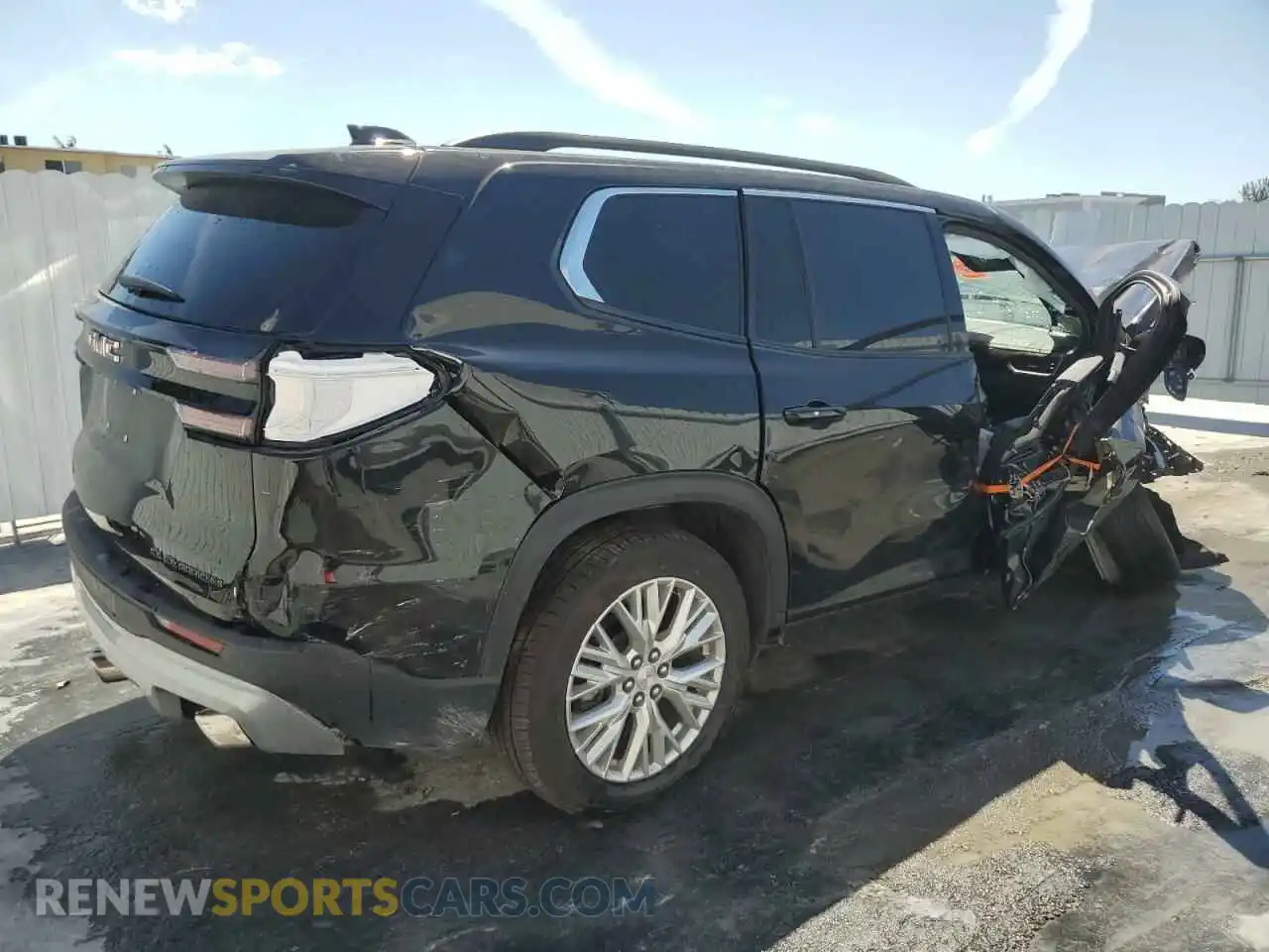 3 Photograph of a damaged car 1GKENKKS3RJ185951 GMC ACADIA UPL 2024
