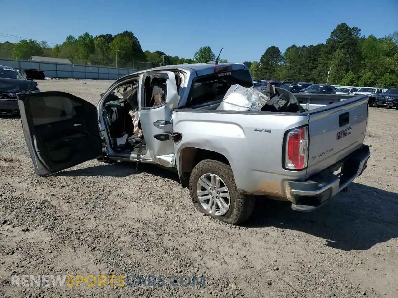 2 fotografías del automóvil dañado 1GTG6DENXK1263599 GMC CANYON 2019