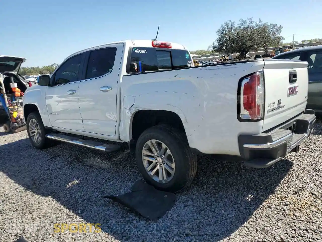2 Photograph of a damaged car 1GTG5DEN9L1248533 GMC CANYON 2020
