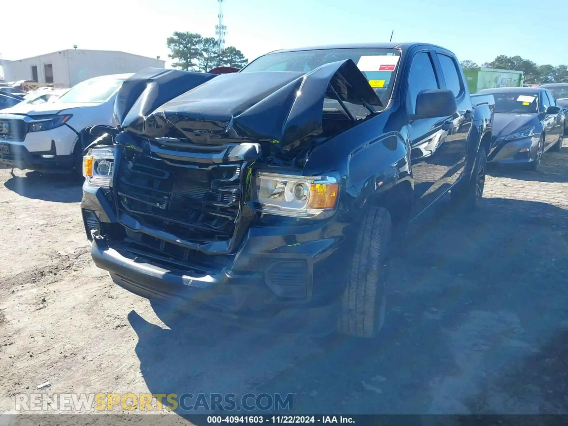 2 Фотография поврежденного автомобиля 1GTG5BEN3M1168683 GMC CANYON 2021