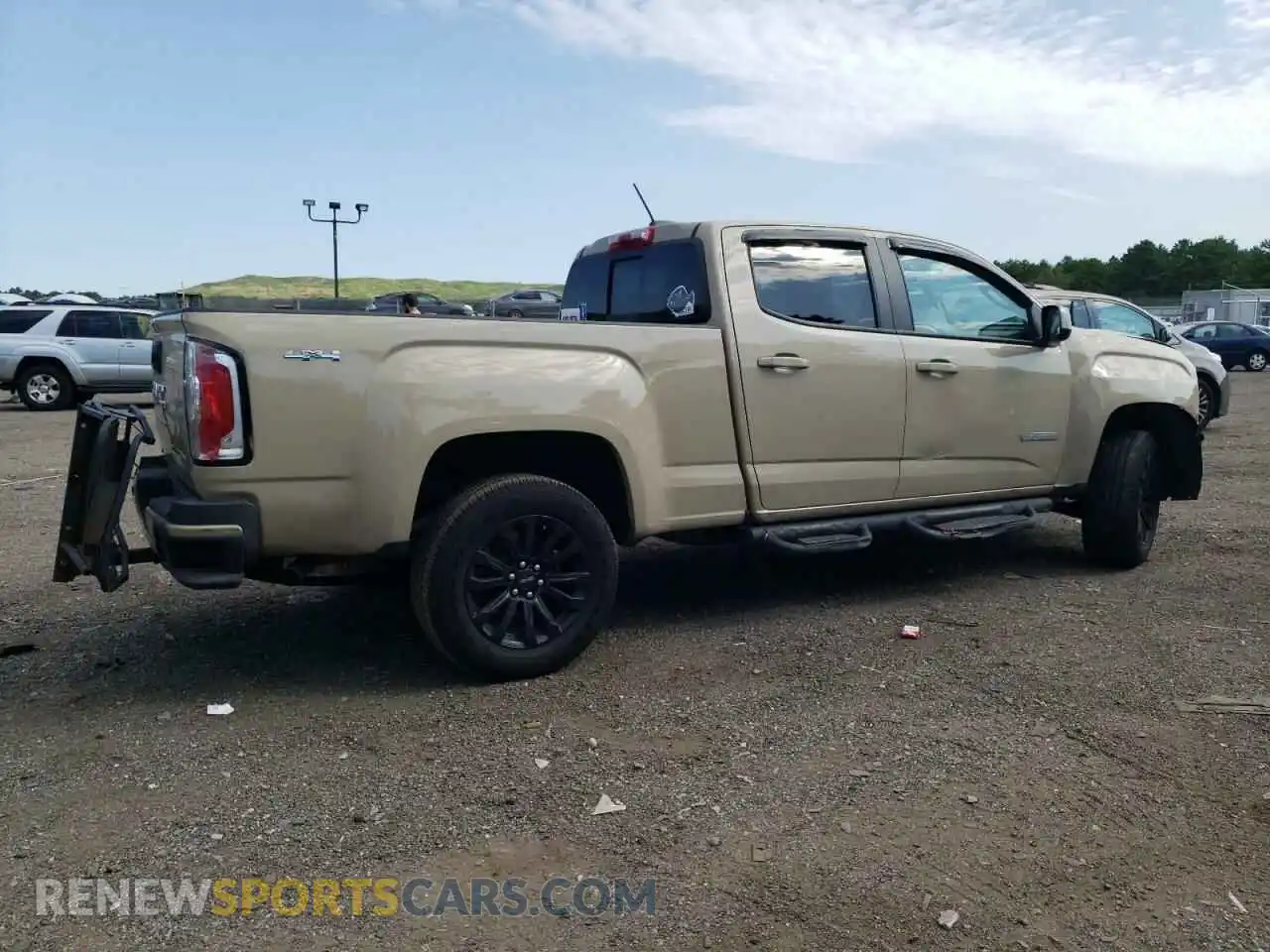 3 Photograph of a damaged car 1GTG6CEN8M1126576 GMC CANYON 2021