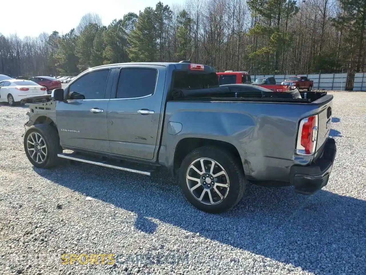 2 Фотография поврежденного автомобиля 1GTG6EEN5M1281730 GMC CANYON 2021