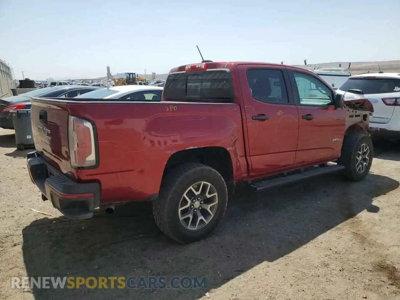 3 Photograph of a damaged car 1GTG6FEN4M1211349 GMC CANYON 2021