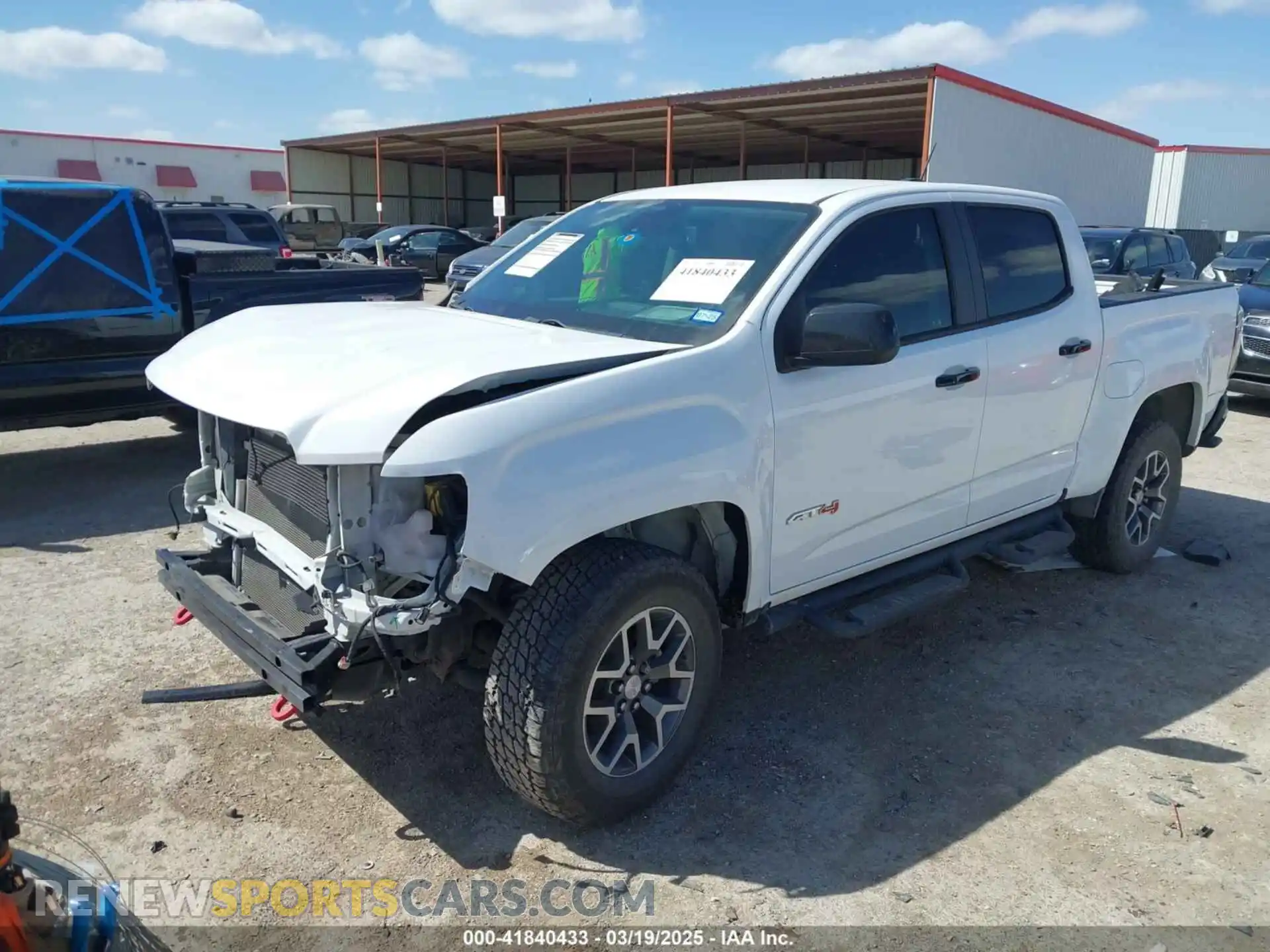 2 Photograph of a damaged car 1GTG6FEN4M1284091 GMC CANYON 2021