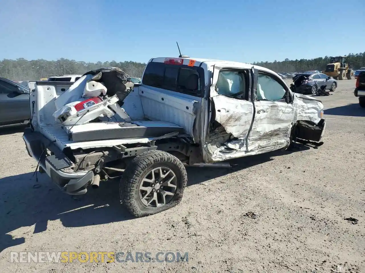 3 Фотография поврежденного автомобиля 1GTG6FEN7M1294890 GMC CANYON 2021