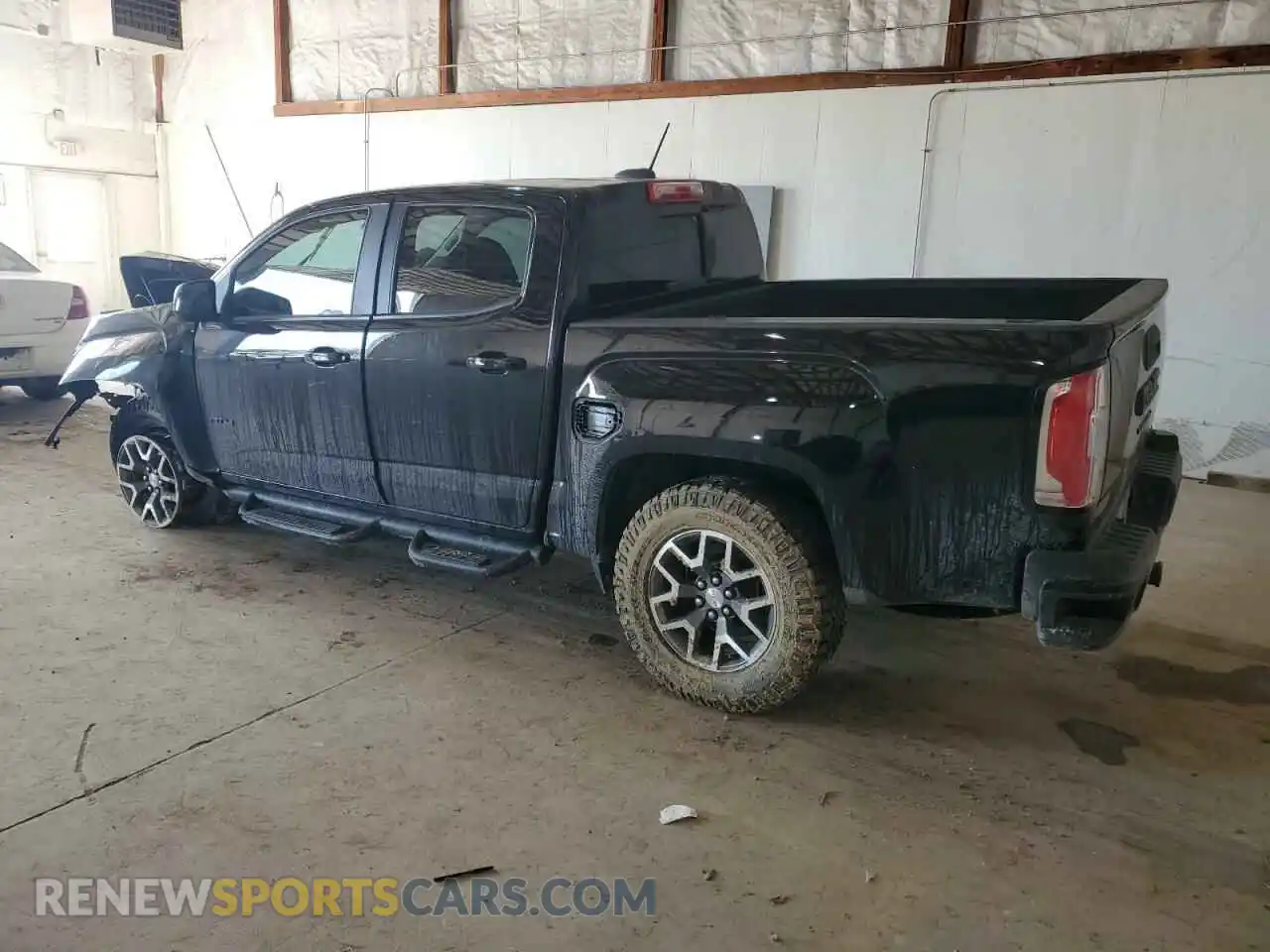 2 Photograph of a damaged car 1GTG6FEN9M1118648 GMC CANYON 2021