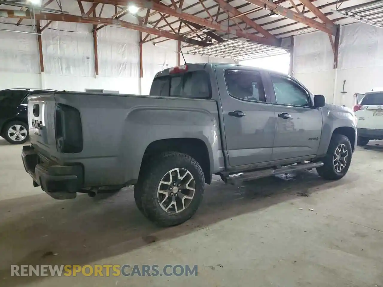 3 Фотография поврежденного автомобиля 1GTG6FEN9M1121579 GMC CANYON 2021
