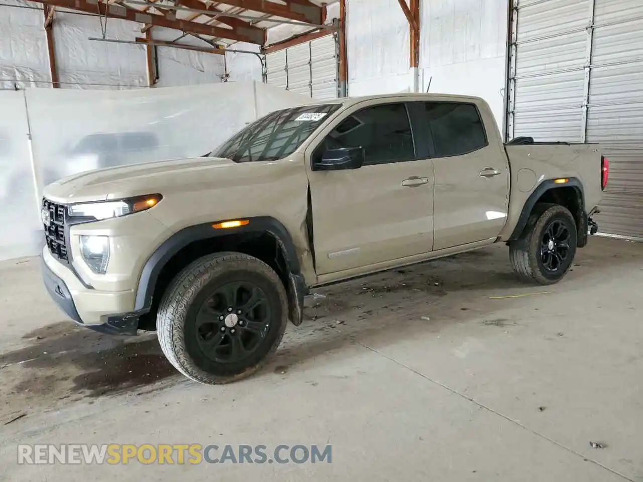 1 Photograph of a damaged car 1GTP6BEK3P1159232 GMC CANYON 2023