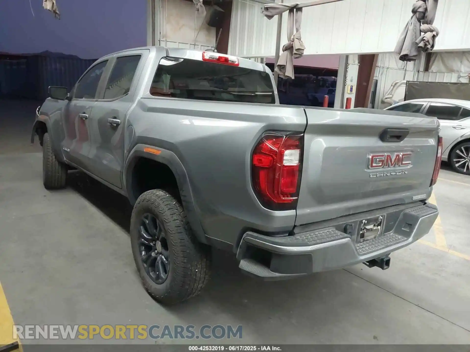 3 fotografías del automóvil dañado 1GTP5BEK1R1211253 GMC CANYON 2024