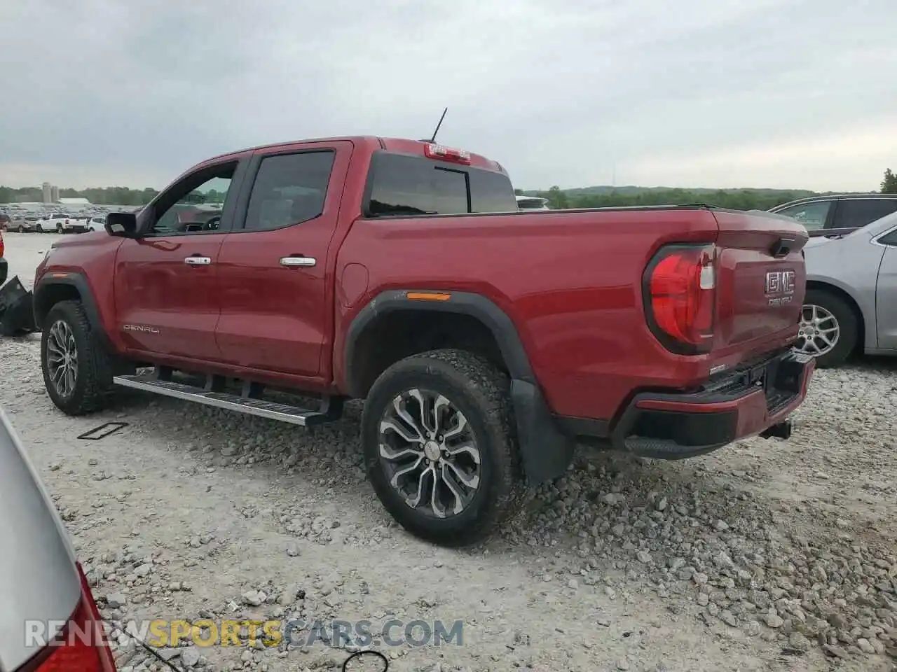 2 fotografías del automóvil dañado 1GTP6FEK5R1149490 GMC CANYON 2024