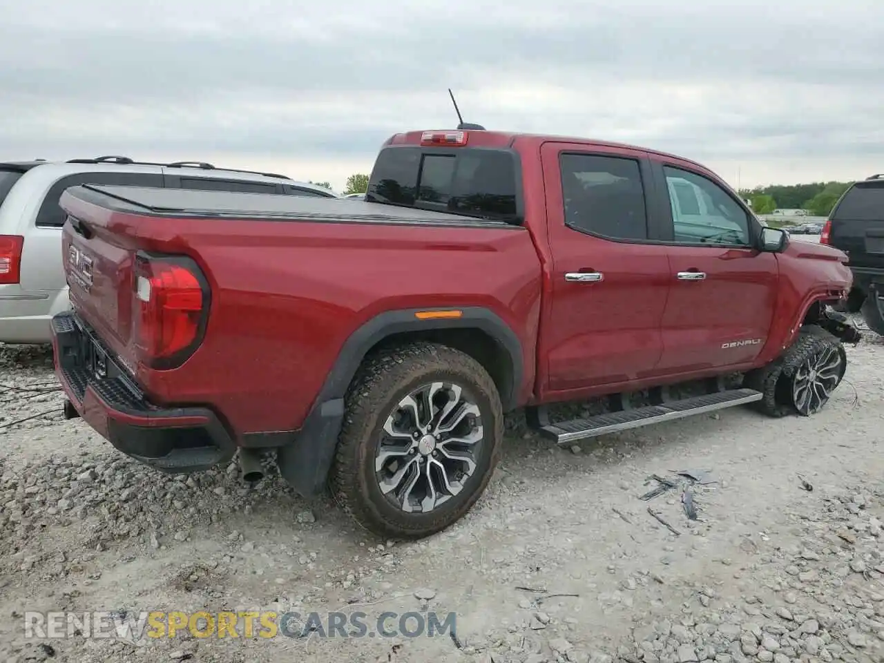 3 fotografías del automóvil dañado 1GTP6FEK5R1149490 GMC CANYON 2024