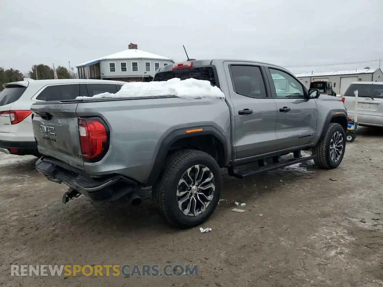 3 Photograph of a damaged car 1GTP6FEK9R1152215 GMC CANYON 2024