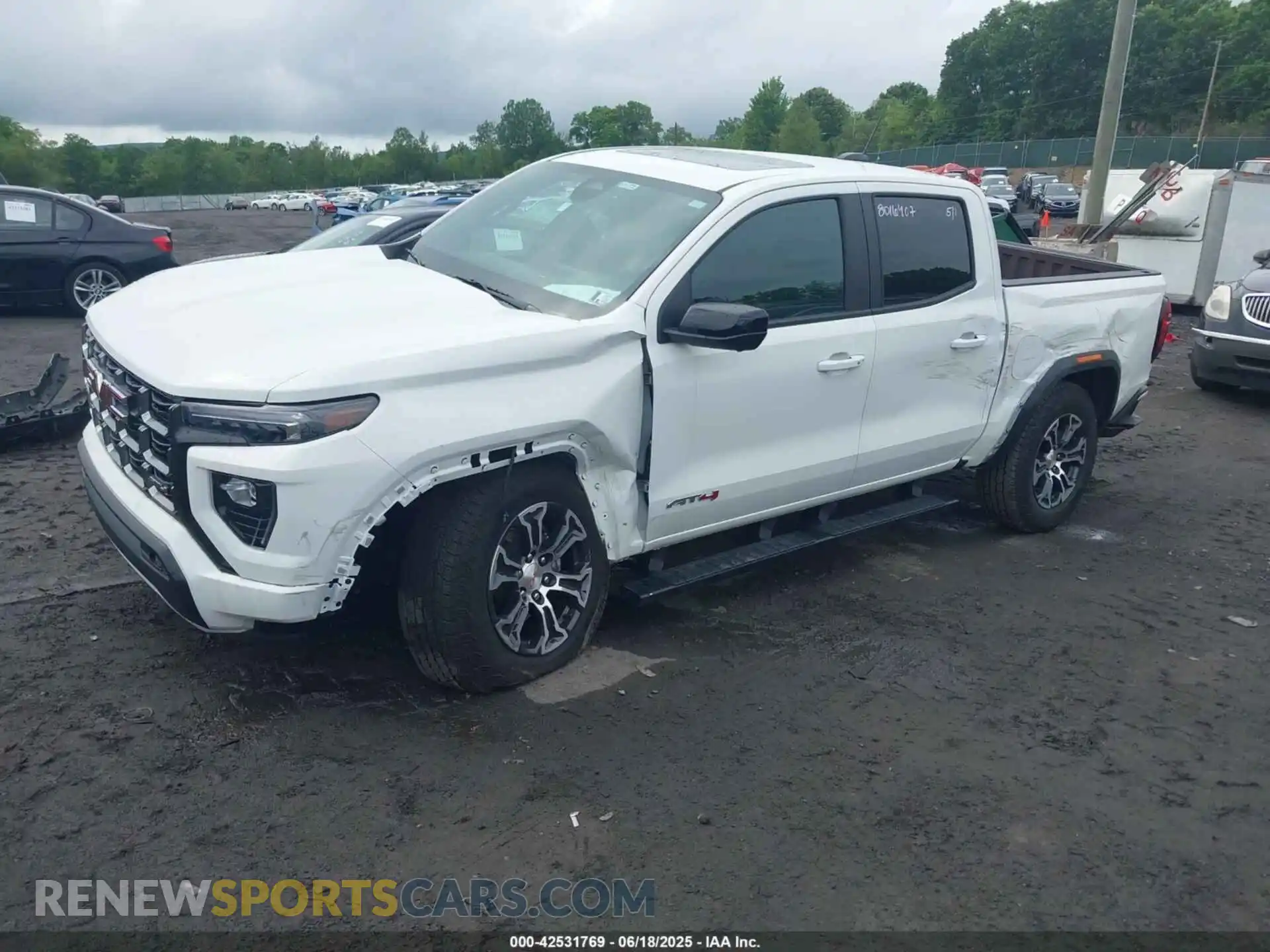 2 Photograph of a damaged car 1GTP2DEK6S1138388 GMC CANYON 2025