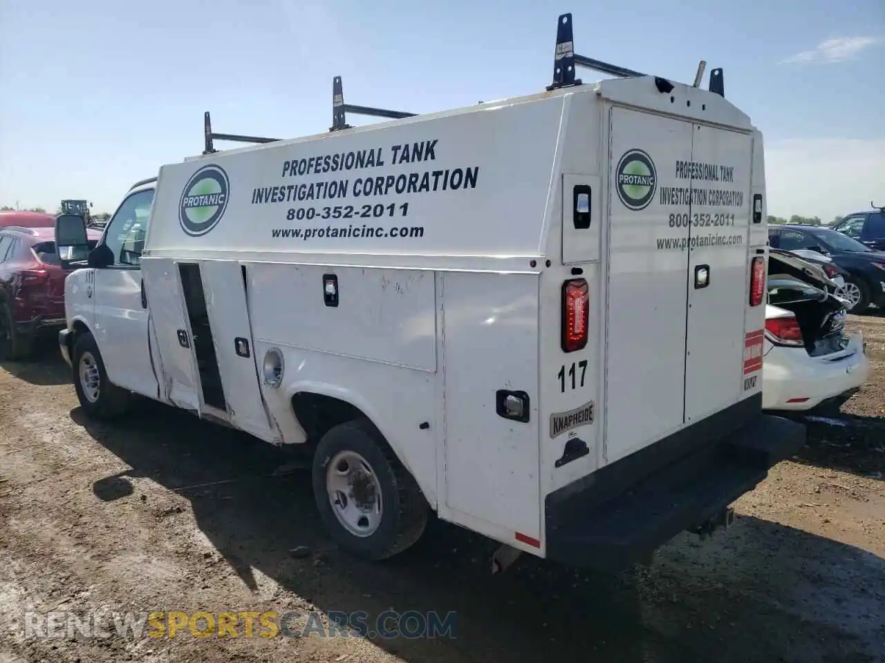 2 Photograph of a damaged car 1GD07RFG5K1289857 GMC SAVANA 2019