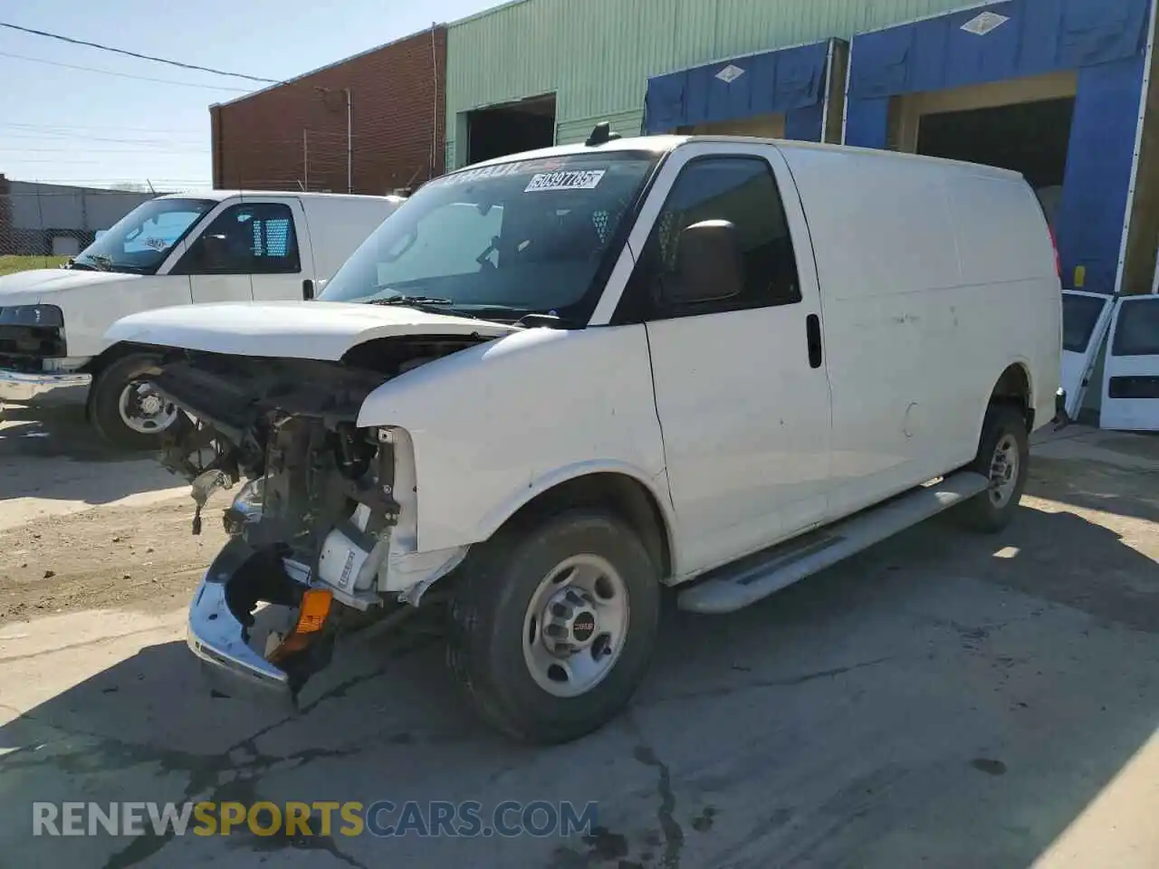 1 Photograph of a damaged car 1GTW7AFP2P1194440 GMC SAVANA 2023