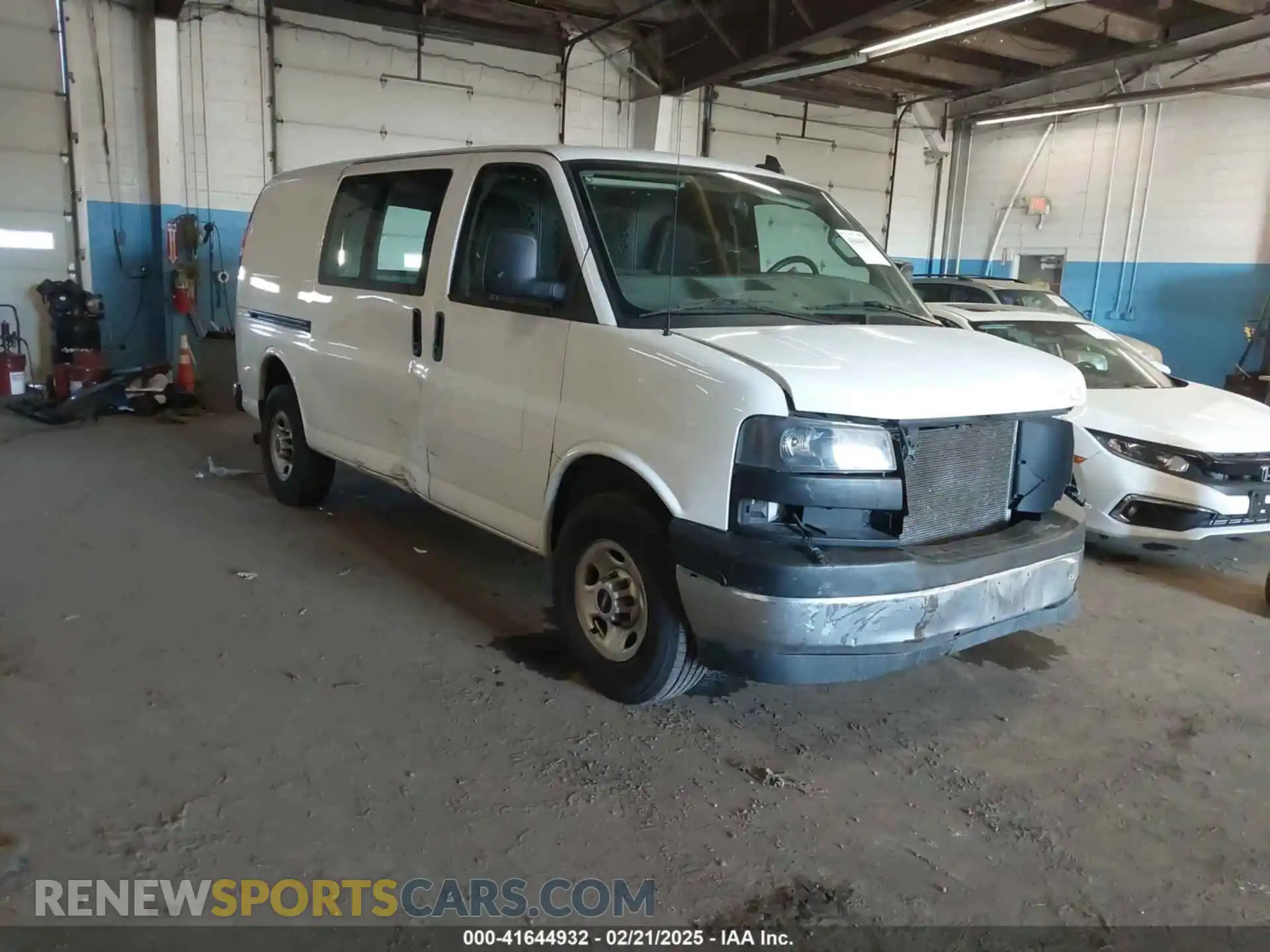 1 fotografías del automóvil dañado 1GTW7AFP2M1189251 GMC SAVANA CARGO 2021