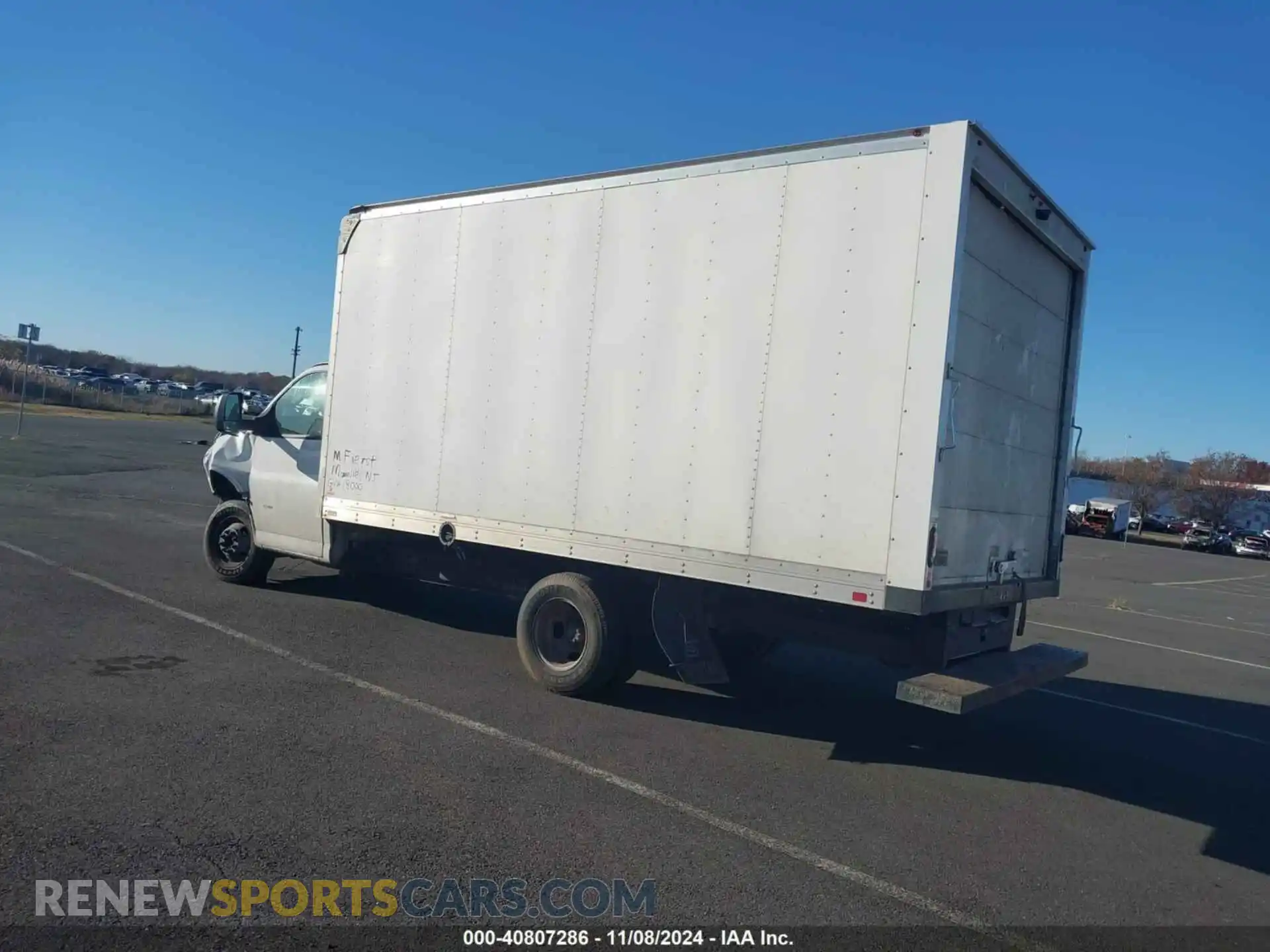 3 Photograph of a damaged car 1GD37SCG1K1191272 GMC SAVANA CUTAWAY 2019
