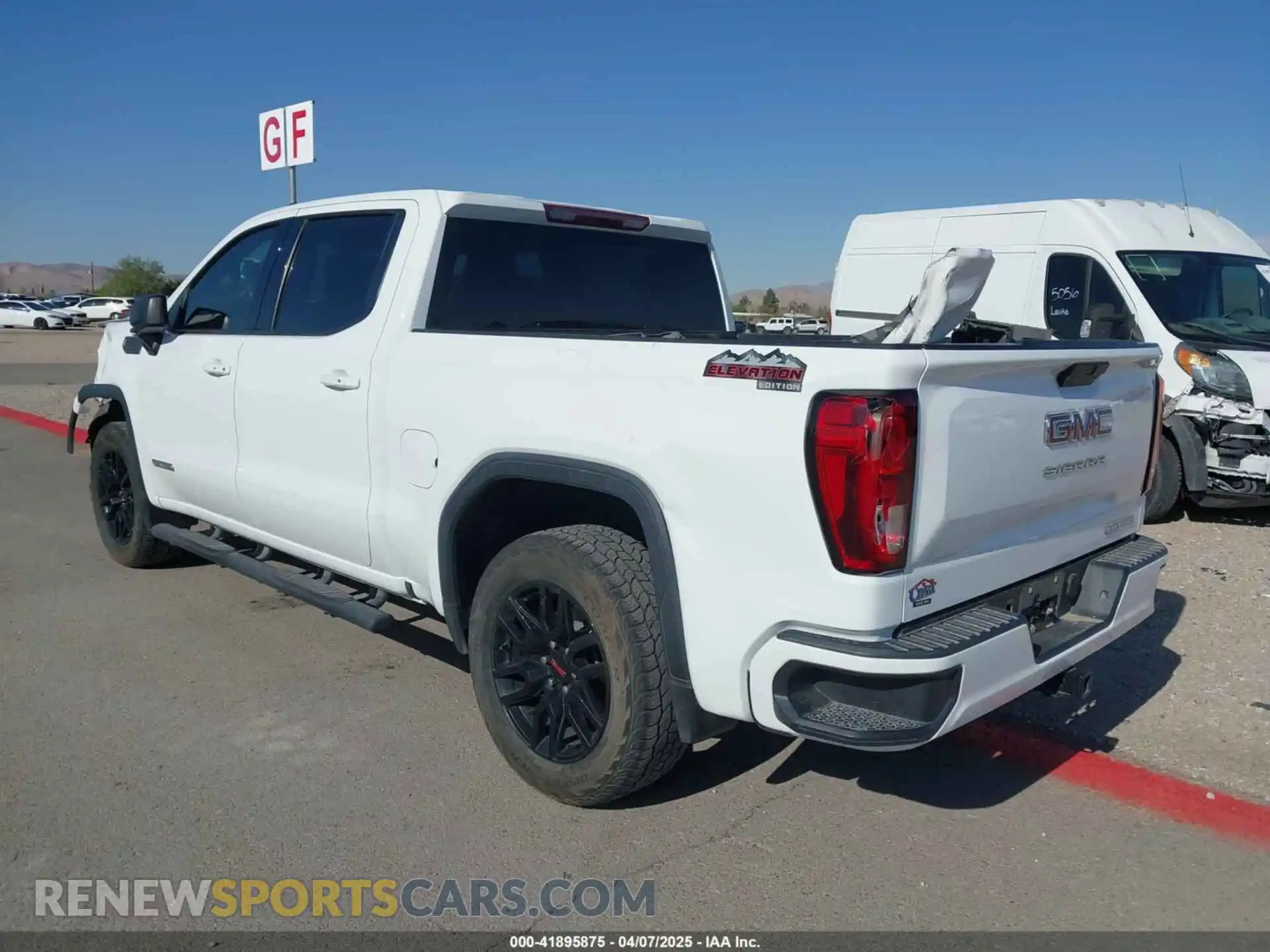 3 Photograph of a damaged car 3GTP8CEK2LG281818 GMC SIERRA 1500 2020