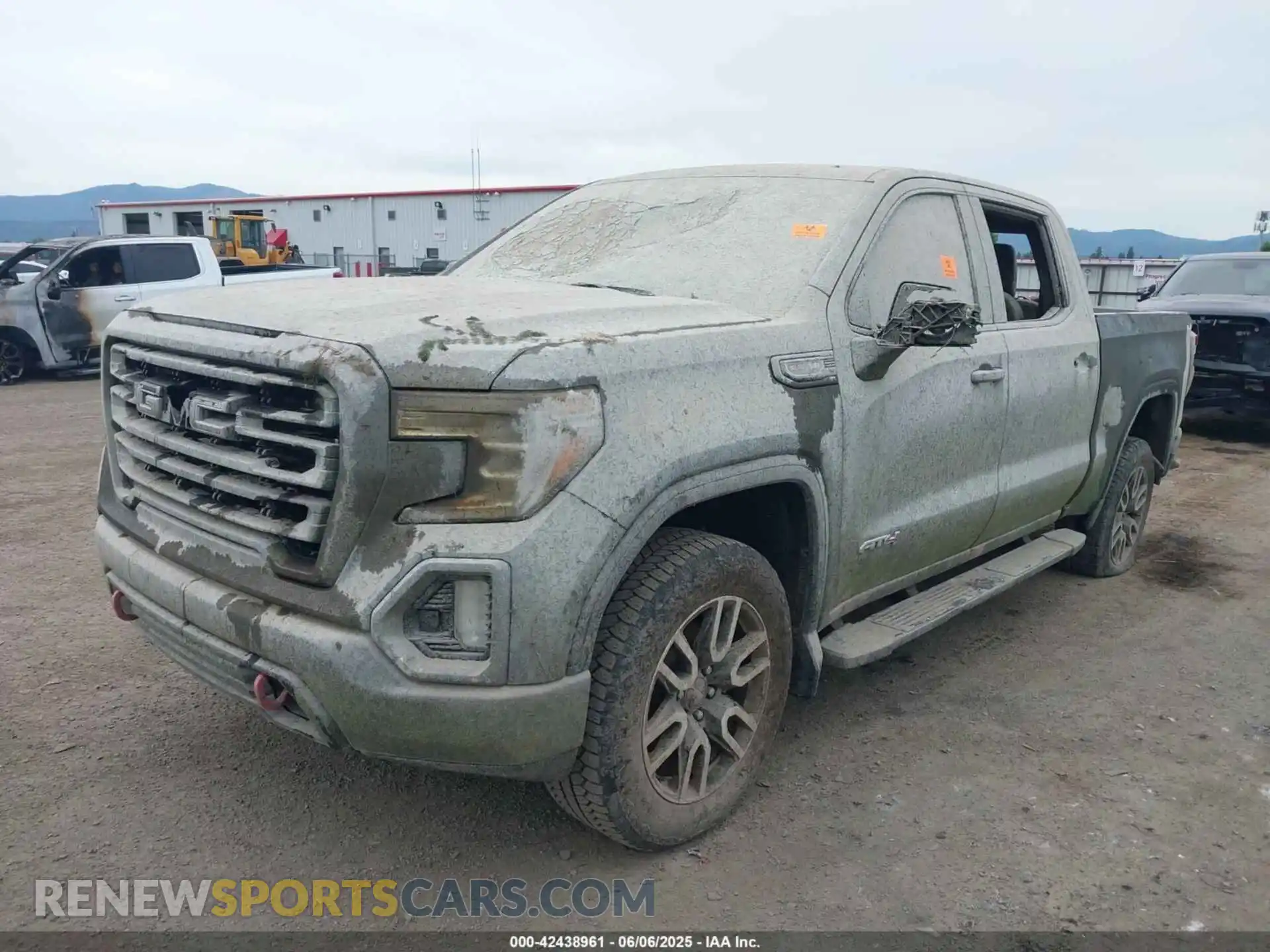 2 Photograph of a damaged car 1GTP9EEL0MZ437079 GMC SIERRA 1500 2021