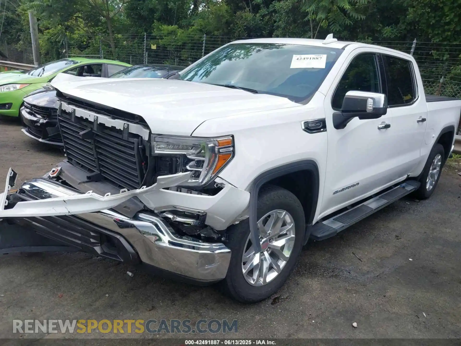 2 Photograph of a damaged car 3GTP8DED8MG462642 GMC SIERRA 1500 2021