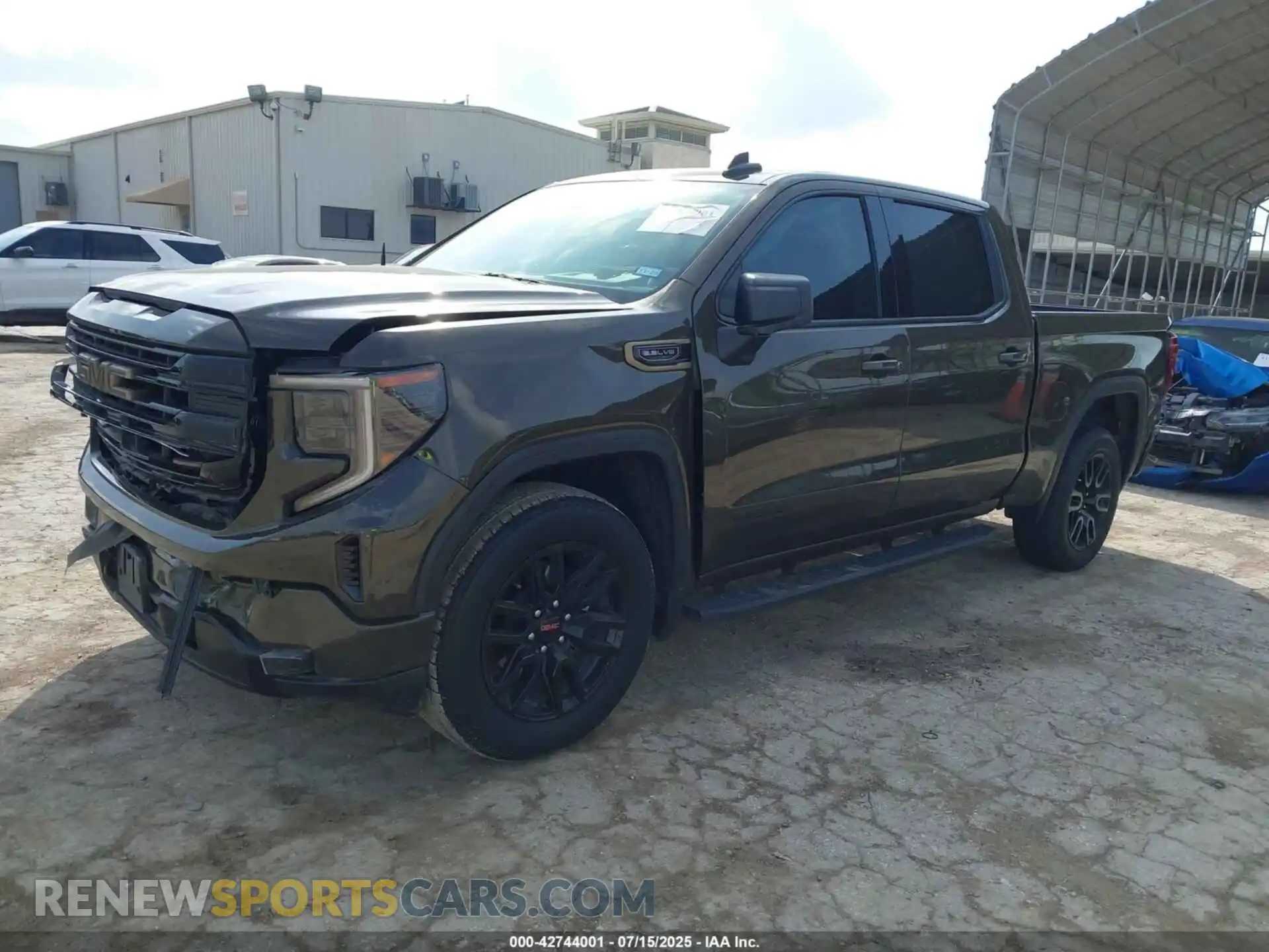 2 fotografías del automóvil dañado 1GTPHCEDXRZ167026 GMC SIERRA 1500 2024