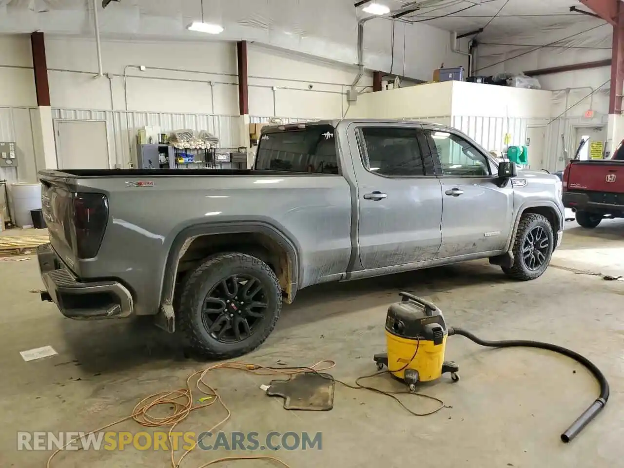 3 Photograph of a damaged car 1GTU9CED5KZ239403 GMC SIERRA 2019