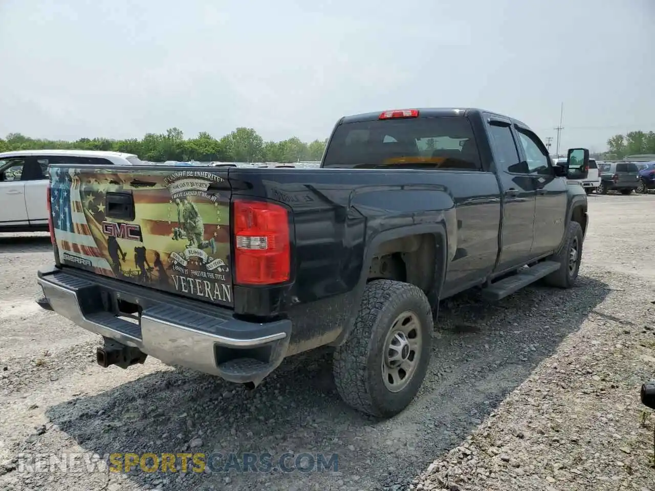 3 Photograph of a damaged car 2GT22NEG2K1190591 GMC SIERRA 2019