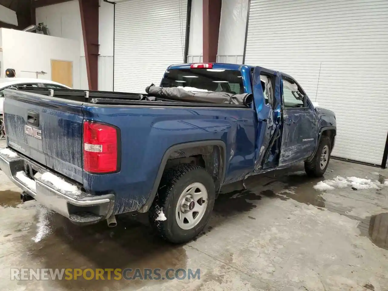 3 Фотография поврежденного автомобиля 2GTV2LEC4K1201637 GMC SIERRA 2019