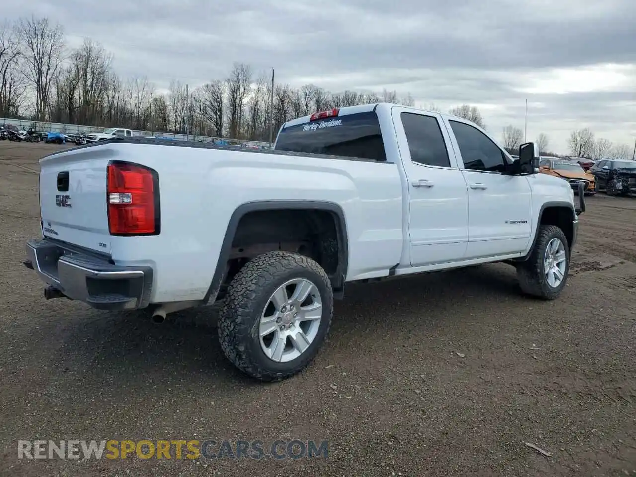 3 Photograph of a damaged car 2GTV2MEC0K1170652 GMC SIERRA 2019