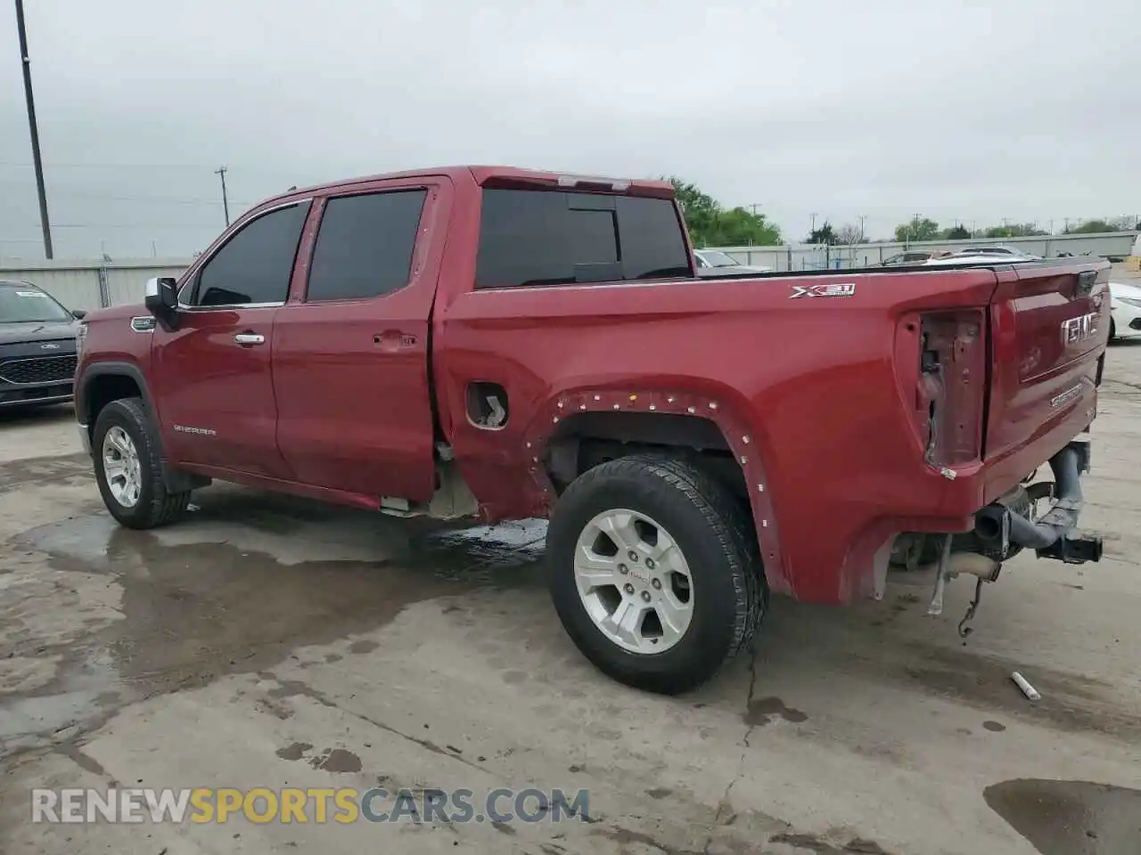 2 Photograph of a damaged car 3GTU9DED0KG120891 GMC SIERRA 2019