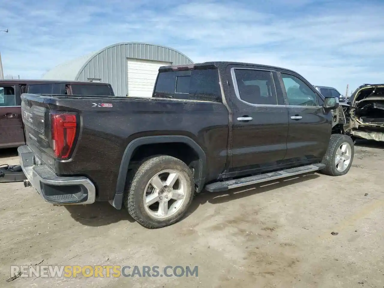3 Photograph of a damaged car 3GTU9DED2KG121380 GMC SIERRA 2019