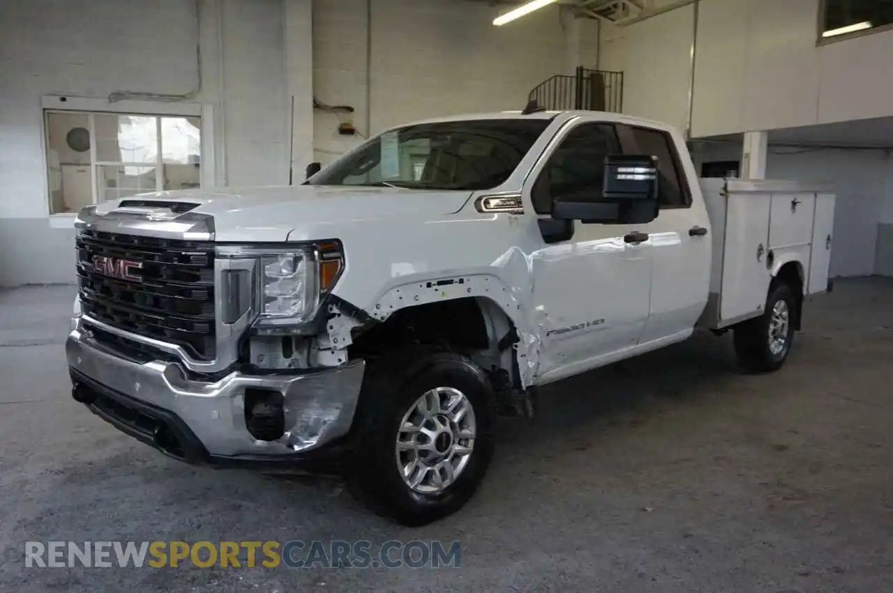 2 Photograph of a damaged car 1GT29LE75LF169745 GMC SIERRA 2020