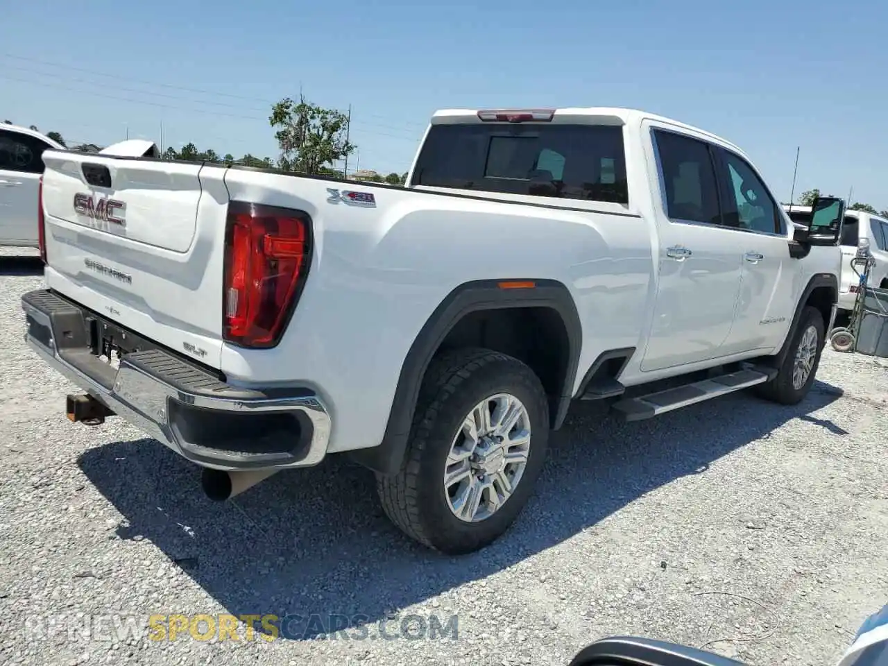3 Photograph of a damaged car 1GT49NEY4LF105693 GMC SIERRA 2020