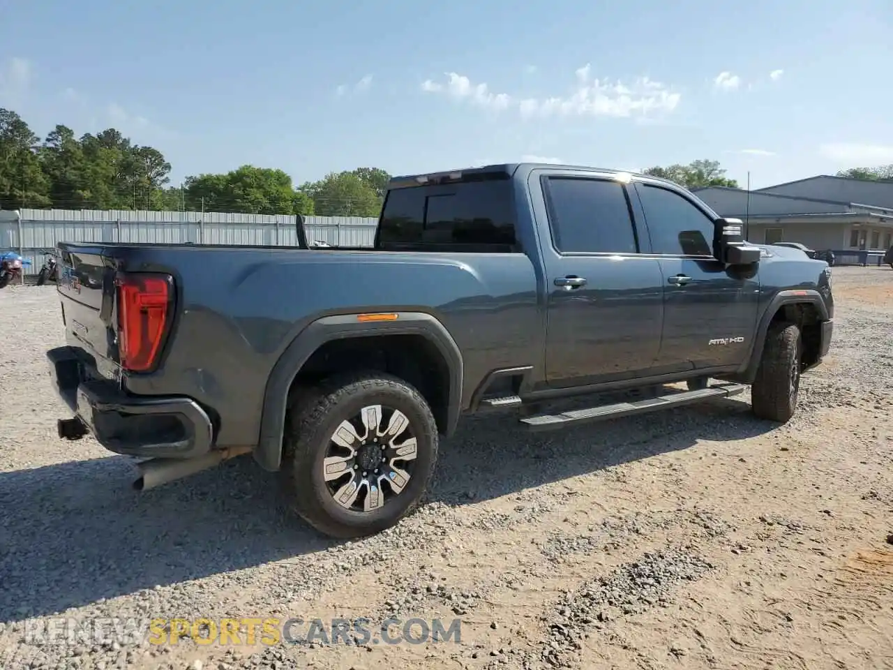 3 Photograph of a damaged car 1GT49PEY7LF290351 GMC SIERRA 2020