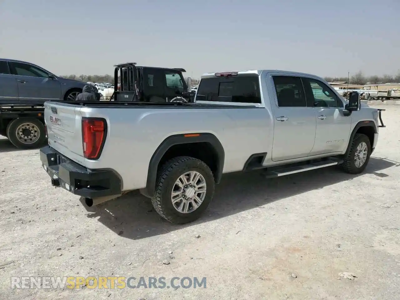 3 Photograph of a damaged car 1GT49REY1LF282970 GMC SIERRA 2020