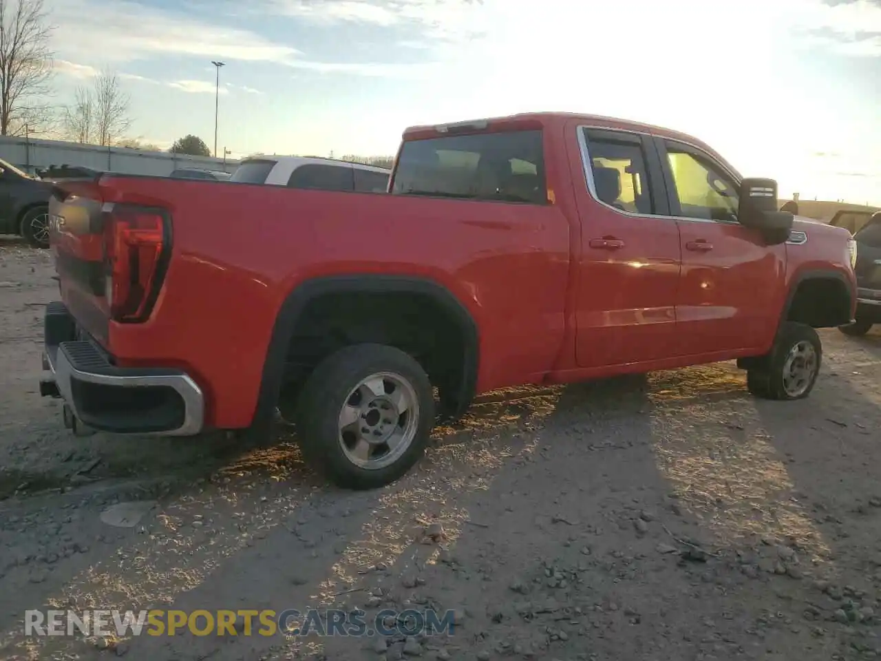 3 Photograph of a damaged car 1GTR9BED7LZ358085 GMC SIERRA 2020