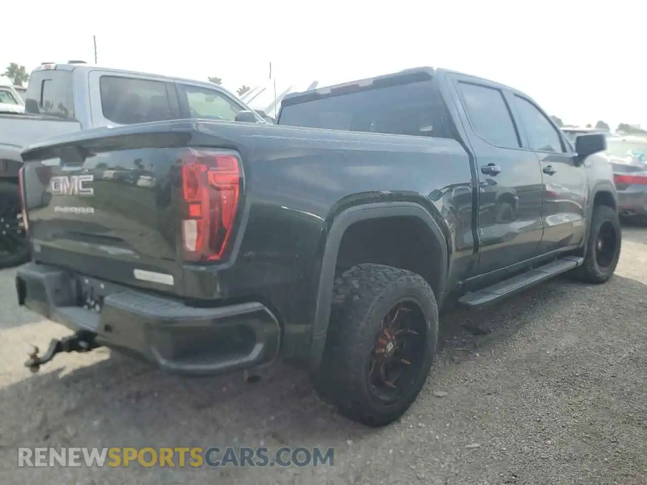 3 Photograph of a damaged car 3GTP8CED4LG107573 GMC SIERRA 2020