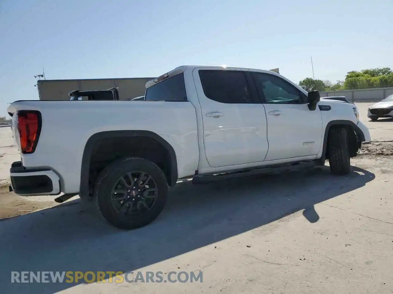 3 Photograph of a damaged car 3GTP8CED6LG225141 GMC SIERRA 2020