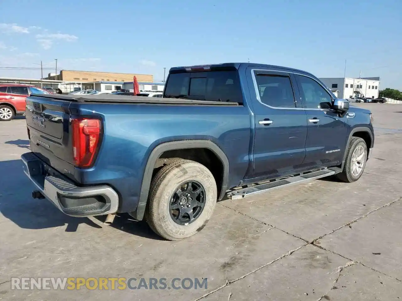 3 Photograph of a damaged car 3GTP8DED2LG116911 GMC SIERRA 2020