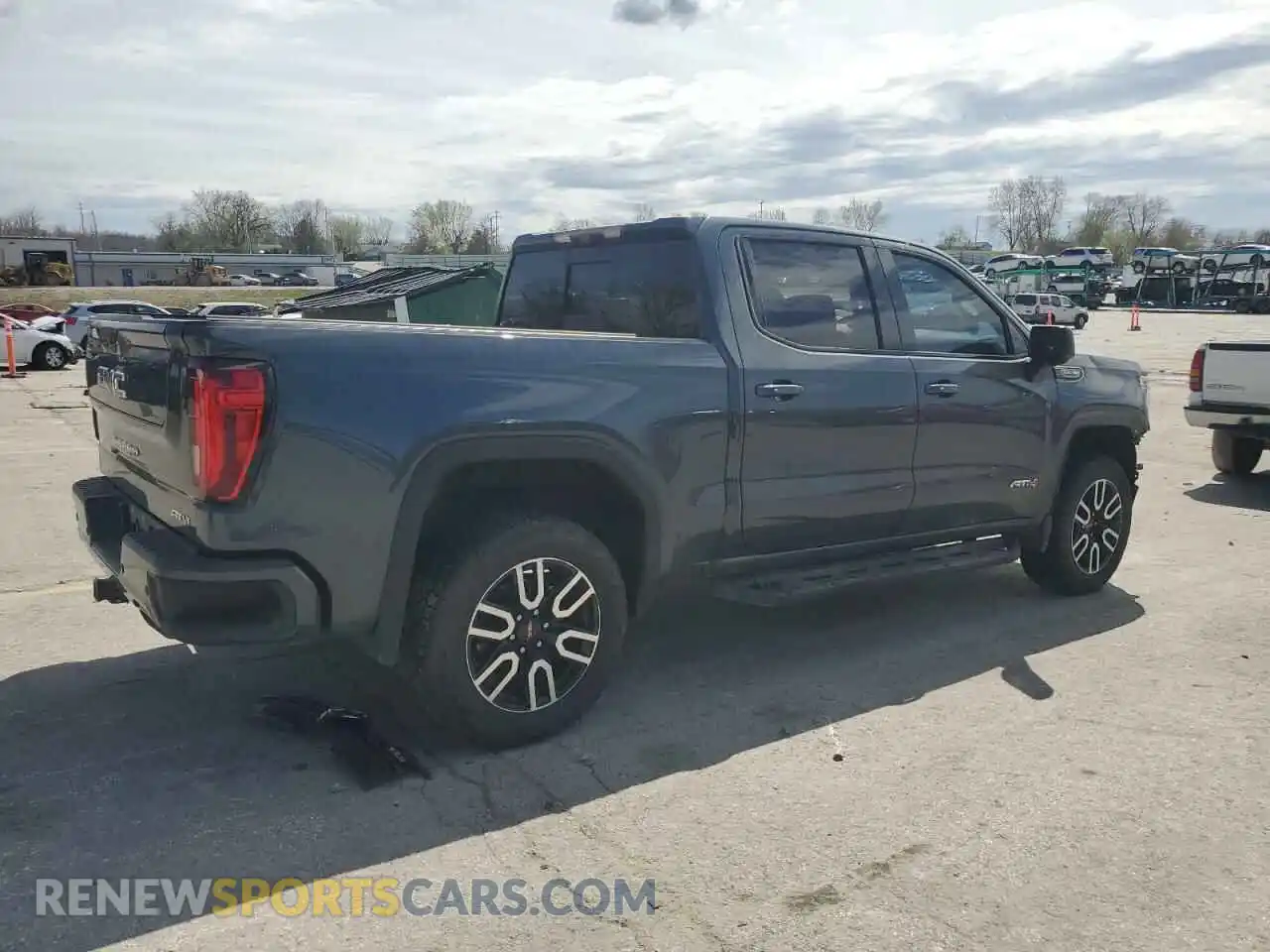 3 Photograph of a damaged car 3GTP9EED6LG148182 GMC SIERRA 2020