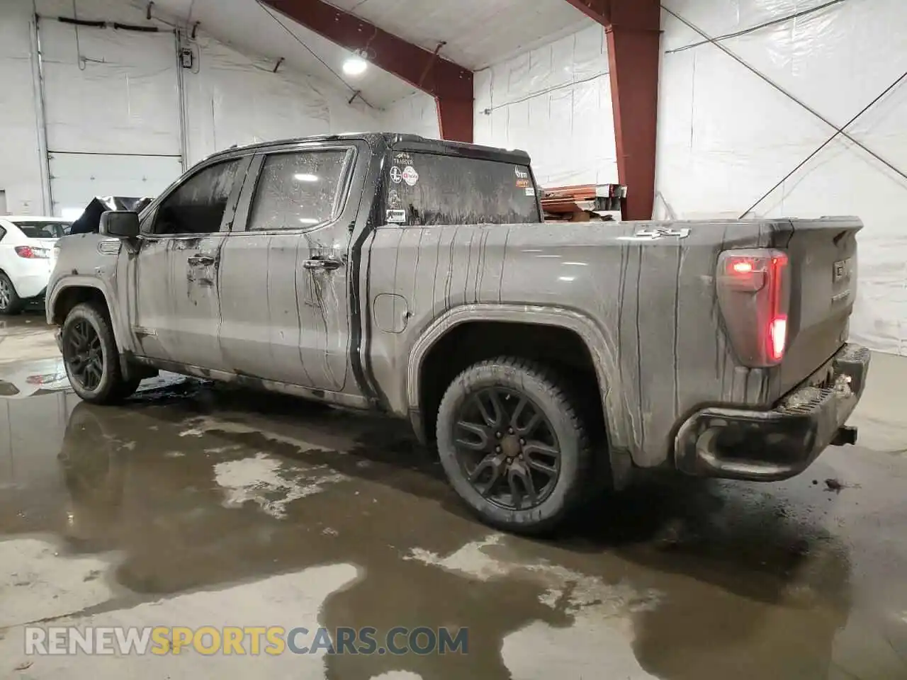 2 Photograph of a damaged car 3GTU9CED0LG168452 GMC SIERRA 2020