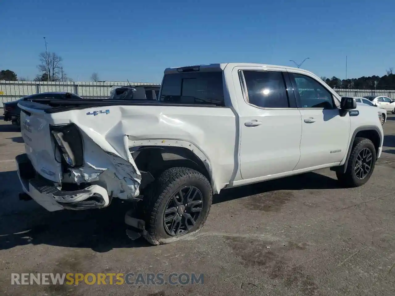 3 Photograph of a damaged car 3GTU9CED3LG304136 GMC SIERRA 2020